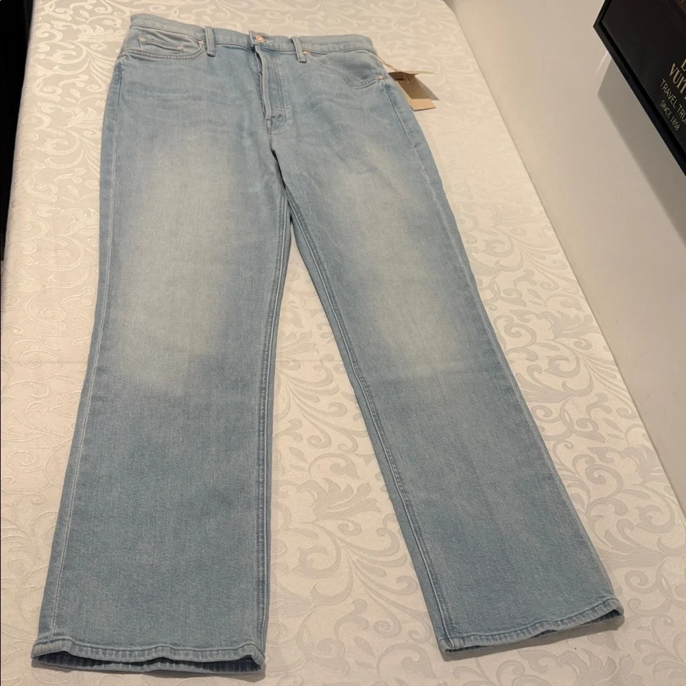 MOTHER Light Blue Ankle Jeans. Size 32 - Picture 4 of 16